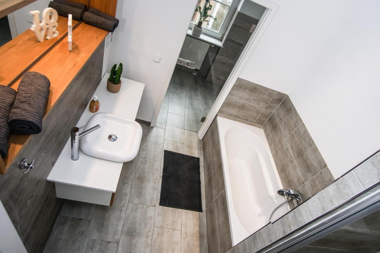 Exklusive Ferienwohnung Im Zentrum Von פלאואן מראה חיצוני תמונה
