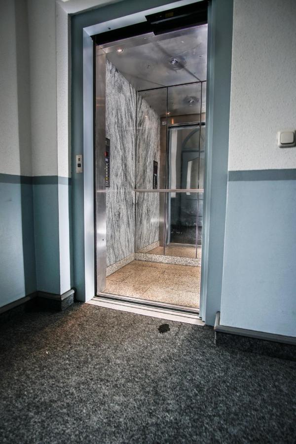 Exklusive Ferienwohnung Im Zentrum Von פלאואן מראה חיצוני תמונה